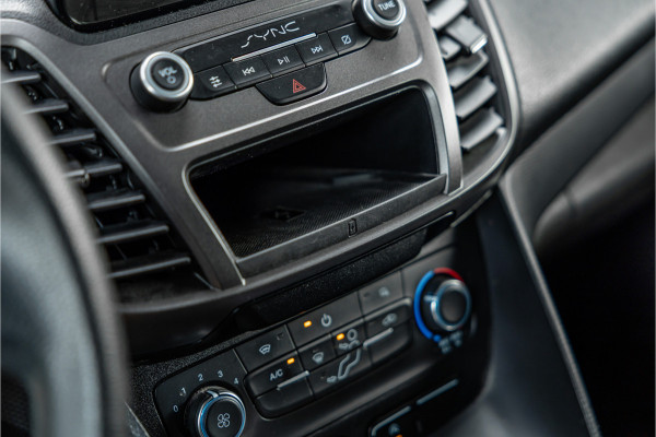Ford Transit Connect 1.5 EcoBlue L2 | Raptor edition | L+R Schuifdeur | CarPlay | Camera | Navigatie | Airco | 3-Zitter | PDC | Nieuwe APK