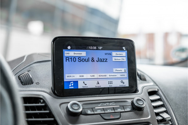 Ford Transit Connect 1.5 EcoBlue L2 | Raptor edition | L+R Schuifdeur | CarPlay | Camera | Navigatie | Airco | 3-Zitter | PDC | Nieuwe APK