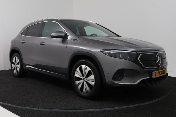 Mercedes-Benz EQA 250 Business Solution Luxury 67 kWh (CAMERA, STOELVERWARMING, ELEKTR STOELEN)