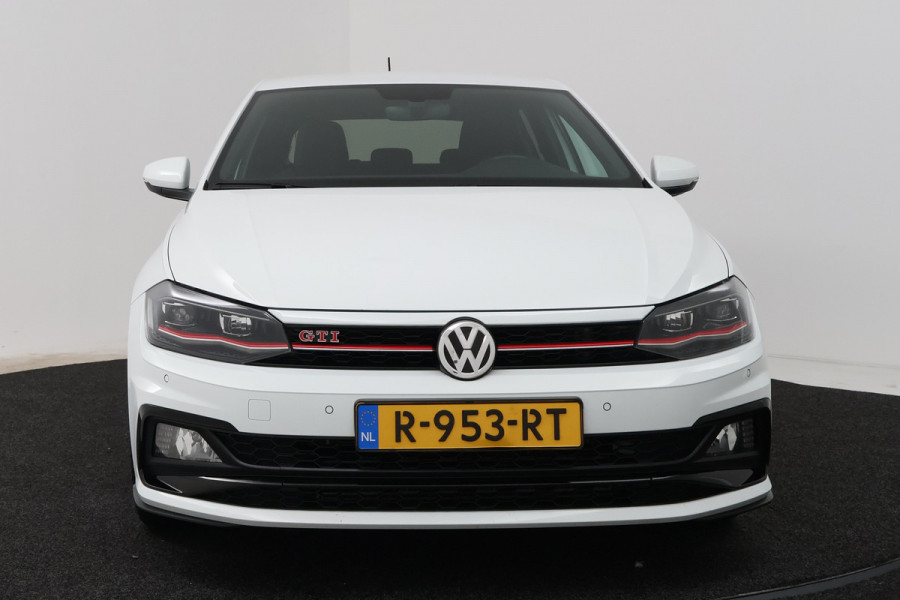 Volkswagen Polo 2.0 TSI GTI (STOELVERWARMING, DIGITALE COCKPIT, CRUISE ADAPTIEF)