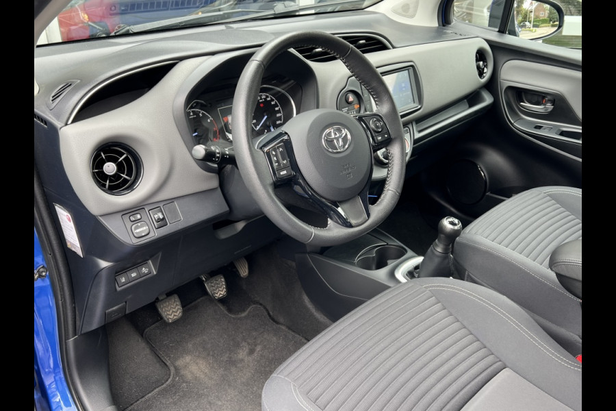 Toyota Yaris 1.0 VVT-i Connect | Apple CarPlay/Android Auto, Lichtmetalen velgen, Airconditioning, Parkeercamera