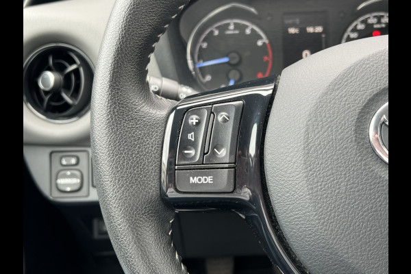 Toyota Yaris 1.0 VVT-i Connect | Apple CarPlay/Android Auto, Lichtmetalen velgen, Airconditioning, Parkeercamera