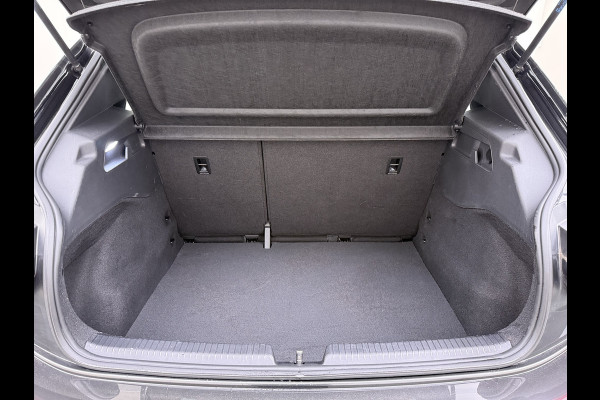 Volkswagen ID.3 62kWh 204pk Adaptive-Cruise Stoel+Stuurverwarmd Navi Ecc Apple Carplay Android Auto SOH 91% DAB All-Season Banden Isofix Bluetooth Keyless start Rijstrooksensor 1e Eigenaar Dealeronderhouden Origineel Nederlandse Auto