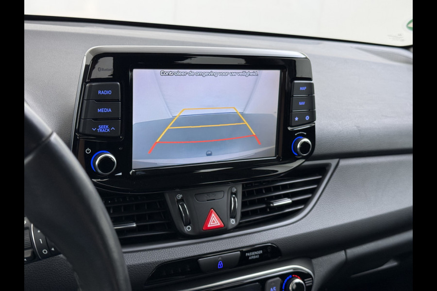 Hyundai i30 T 120PK Trekhaak Camera Ecc Android Auto Apple Carplay Navi Pdc Comfort Cruise Control Led Bluetooth DAB Lane Assist Issofix Origineel Nederlandse Auto
