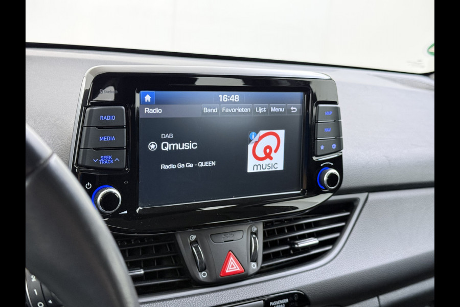 Hyundai i30 T 120PK Trekhaak Camera Ecc Android Auto Apple Carplay Navi Pdc Comfort Cruise Control Led Bluetooth DAB Lane Assist Issofix Origineel Nederlandse Auto