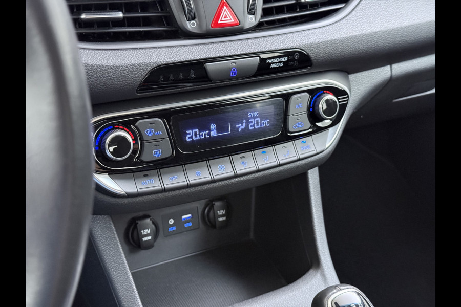 Hyundai i30 T 120PK Trekhaak Camera Ecc Android Auto Apple Carplay Navi Pdc Comfort Cruise Control Led Bluetooth DAB Lane Assist Issofix Origineel Nederlandse Auto
