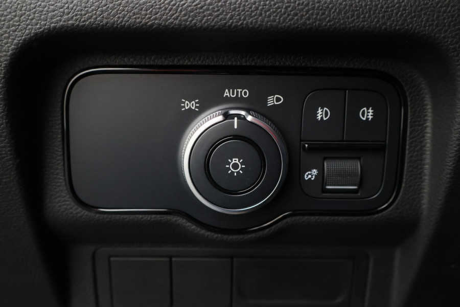 Mercedes-Benz Citan 112 CDI L1 Pro Airco, Stoelverwarming, Camera, Cruise, Apple Carplay, DAB, PDC, LED