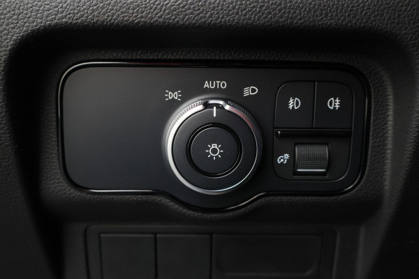 Mercedes-Benz Citan 112 CDI L1 Pro Airco, Stoelverwarming, Camera, Cruise, Apple Carplay, DAB, PDC, LED