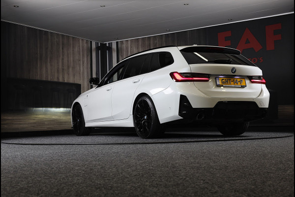 BMW 3 Serie Touring 320e M Line / Head Up / Memory / Navi / Camera / Acc / F1 / Open Panoramadak / Led / Pdc / 19 Inch