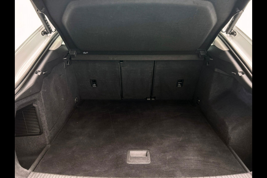 Audi Q3 Sportback 45 TFSI e Plug-in | Navigatie | Adapt. Cruise | PDC | Elek. Kofferklep | Carplay |