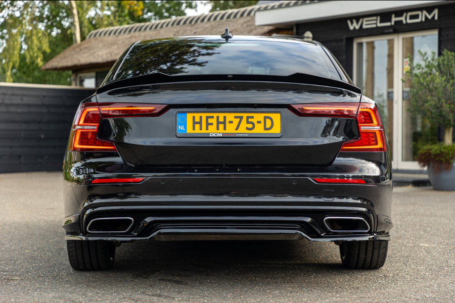 Volvo S60 2.0 Recharge T6 AWD R-Design 20inch Maxton Black edition R-design