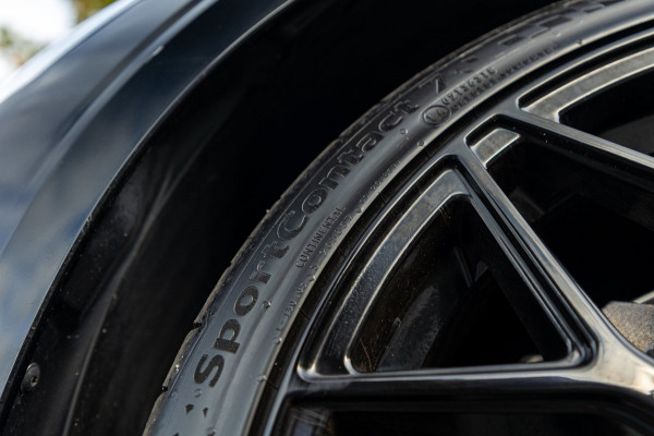 Volvo S60 2.0 Recharge T6 AWD R-Design 20inch Maxton Black edition R-design