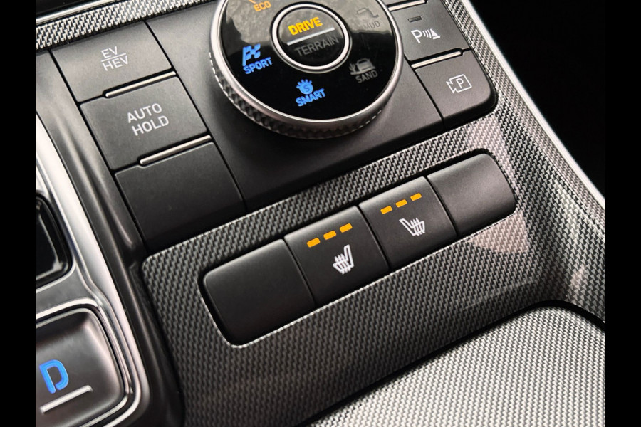 Hyundai Santa Fe 1.6 T-GDI PHEV Comfort 7 Persoons| 1e Eigenaar | Stoelverwarming | Krell | Adapt.Cruise | Camera | Carplay |