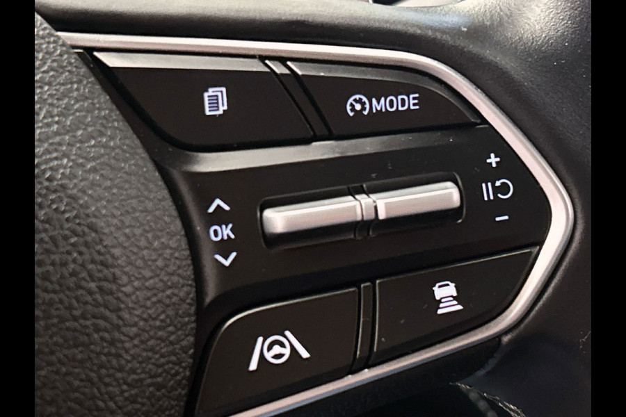 Hyundai Santa Fe 1.6 T-GDI PHEV Comfort 7 Persoons| 1e Eigenaar | Stoelverwarming | Krell | Adapt.Cruise | Camera | Carplay |