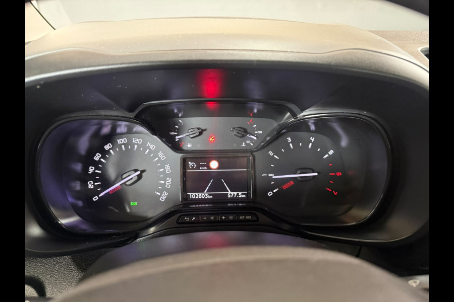 Citroën Berlingo XL 1.2 PureTech Feel 7p. | Sensoren | Cruise | Navigatie | Riem recent vervangen