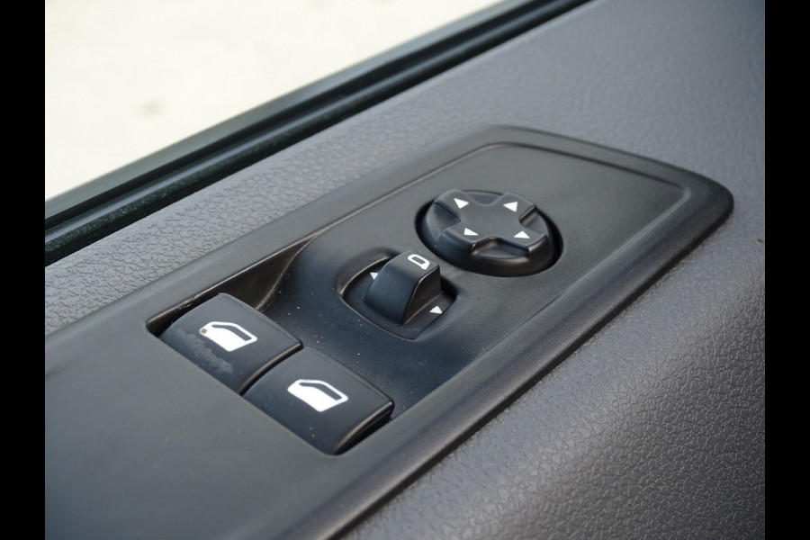 Opel Vivaro-e L3H1 75 kWh DC-snellader