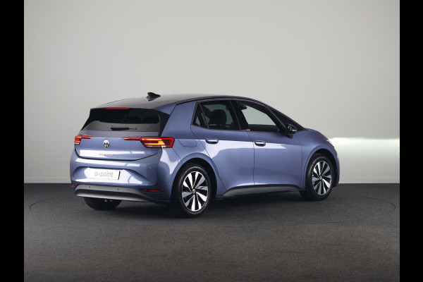 Volkswagen ID.3 Life 61 kWh accu 140 kW / 190 PK Hatchback Elektri Stoelverwarming | Keyless | Camera | ACC