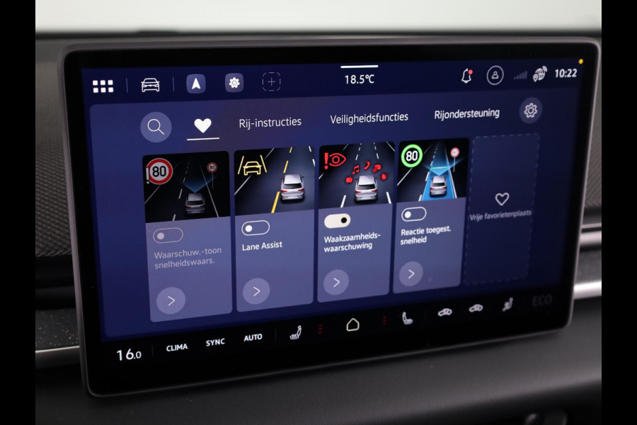 Volkswagen ID.3 Life 61 kWh accu 140 kW / 190 PK Hatchback Elektri Stoelverwarming | Keyless | Camera | ACC