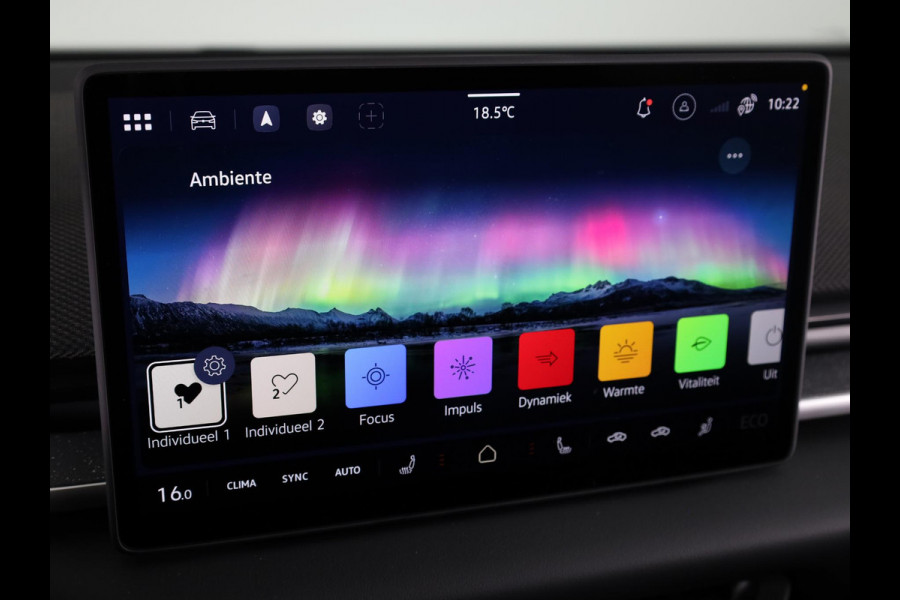 Volkswagen ID.3 Life 61 kWh accu 140 kW / 190 PK Hatchback Elektri Stoelverwarming | Keyless | Camera | ACC