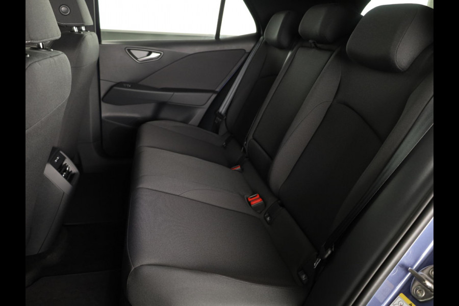 Volkswagen ID.3 Life 61 kWh accu 140 kW / 190 PK Hatchback Elektri Stoelverwarming | Keyless | Camera | ACC