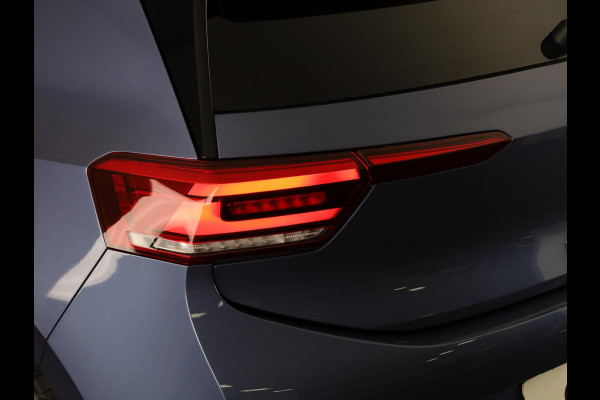 Volkswagen ID.3 Life 61 kWh accu 140 kW / 190 PK Hatchback Elektri Stoelverwarming | Keyless | Camera | ACC