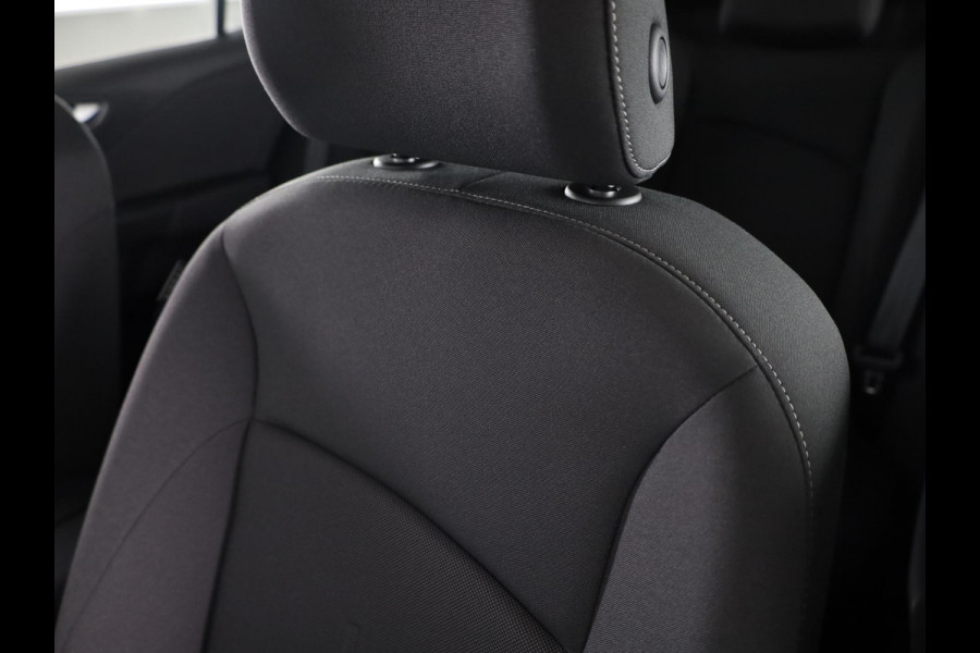 Volkswagen ID.3 Life 61 kWh accu 140 kW / 190 PK Hatchback Elektri Stoelverwarming | Keyless | Camera | ACC