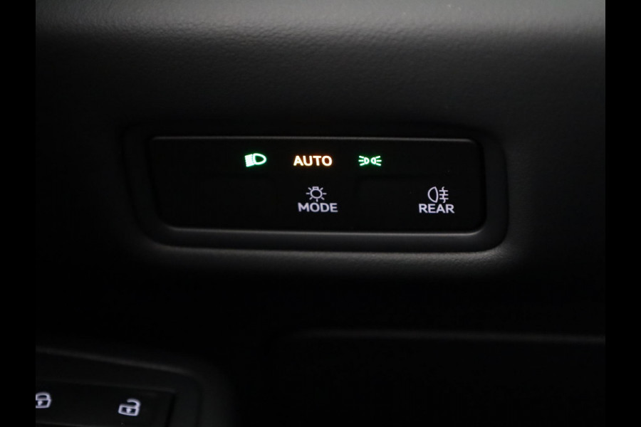 Volkswagen ID.3 Life 61 kWh accu 140 kW / 190 PK Hatchback Elektri Stoelverwarming | Keyless | Camera | ACC