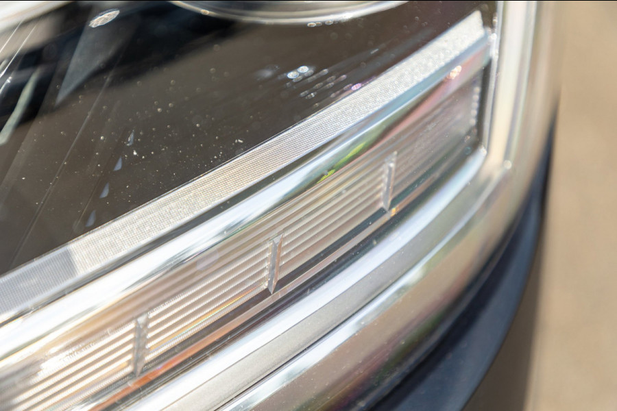 Volkswagen Crafter 35 2.0 TDI L3H2 DC Highline I 2 schuif I camera I carplay I blis I Acc