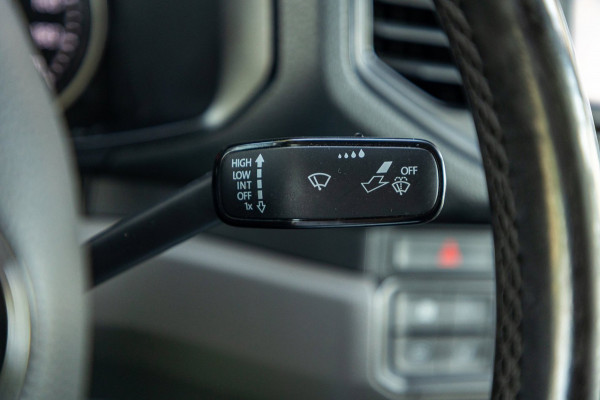 Volkswagen Crafter 35 2.0 TDI L3H2 DC Highline I 2 schuif I camera I carplay I blis I Acc