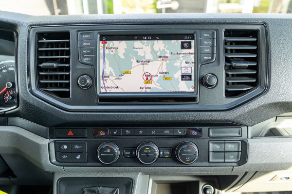 Volkswagen Crafter 35 2.0 TDI L3H2 DC Highline I 2 schuif I camera I carplay I blis I Acc