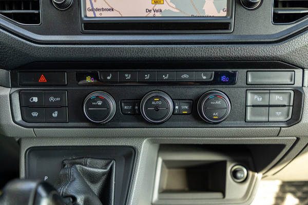 Volkswagen Crafter 35 2.0 TDI L3H2 DC Highline I 2 schuif I camera I carplay I blis I Acc