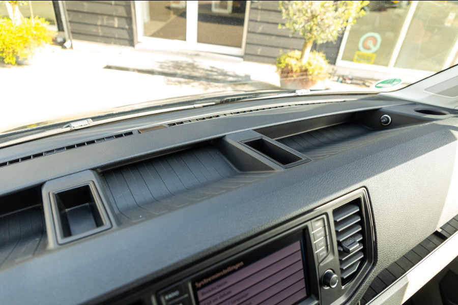 Volkswagen Crafter 35 2.0 TDI L3H2 DC Highline I 2 schuif I camera I carplay I blis I Acc