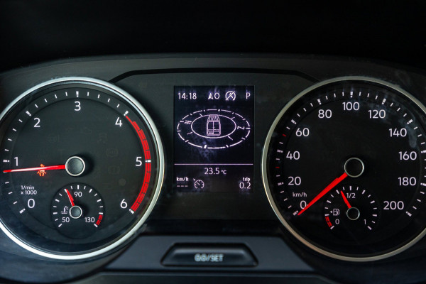Volkswagen Crafter 35 2.0 TDI L3H2 DC Highline I 2 schuif I camera I carplay I blis I Acc
