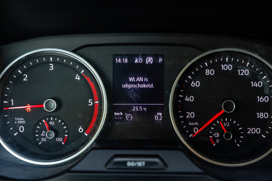 Volkswagen Crafter 35 2.0 TDI L3H2 DC Highline I 2 schuif I camera I carplay I blis I Acc