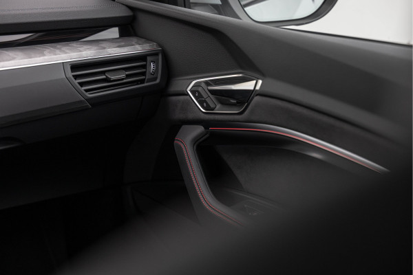 Audi SQ8 Sportback e-tron 503pk Quattro 115 kWh Pano S-stoelen B&O HuD