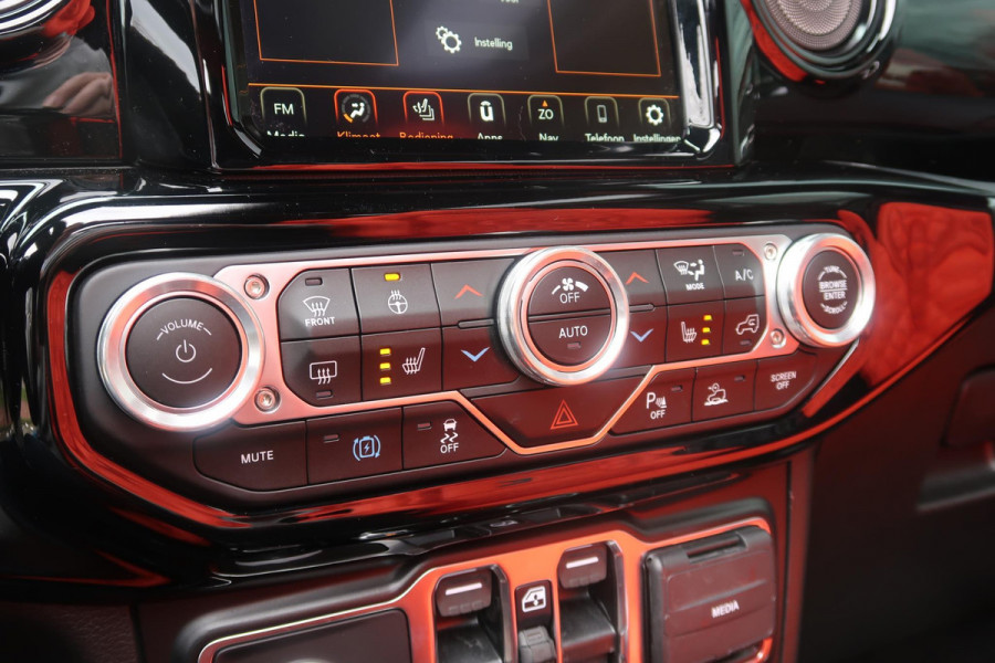 Jeep Wrangler BRUTE Richmond / BRUTE PERFOMANCE / Hermes Interieur