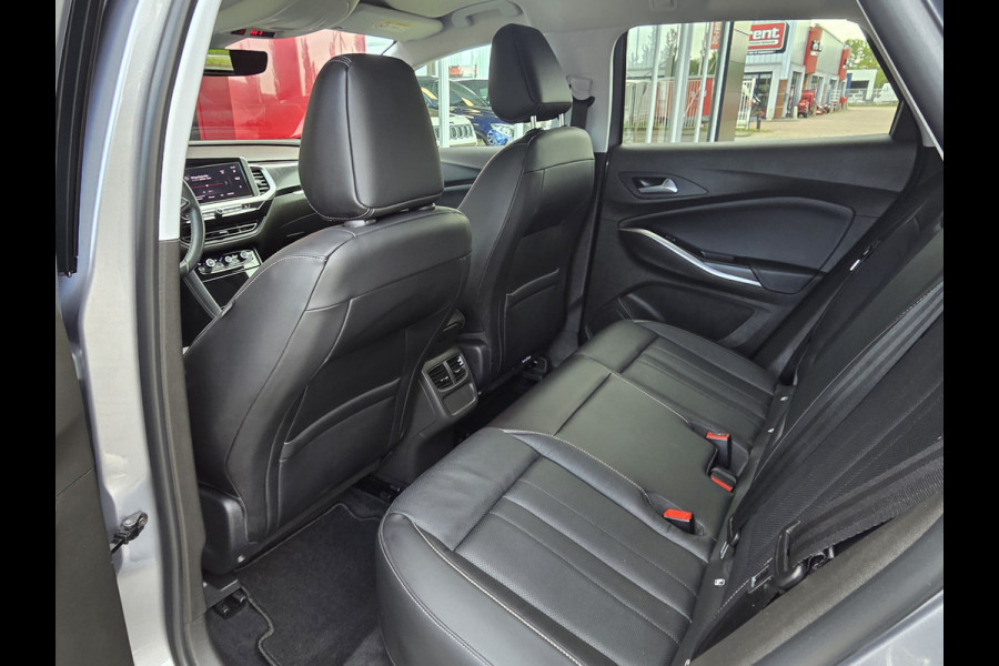 Opel Grandland 1.6 Turbo Plug-In Hybrid 4x4 GSe 300PK | Leer | Trekhaak | Winterpakket