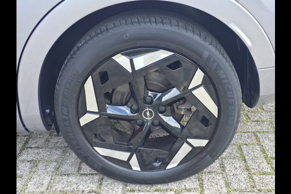 Opel Grandland 1.6 Turbo Plug-In Hybrid 4x4 GSe 300PK | Leer | Trekhaak | Winterpakket