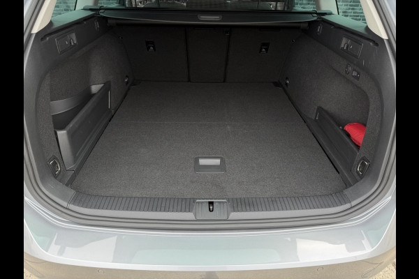 Volkswagen Passat Variant 1.4 TSI PHEV GTE Business | Pano | Elek. Trekhaak | Carplay | LED | Camera | Navi | Alcantara