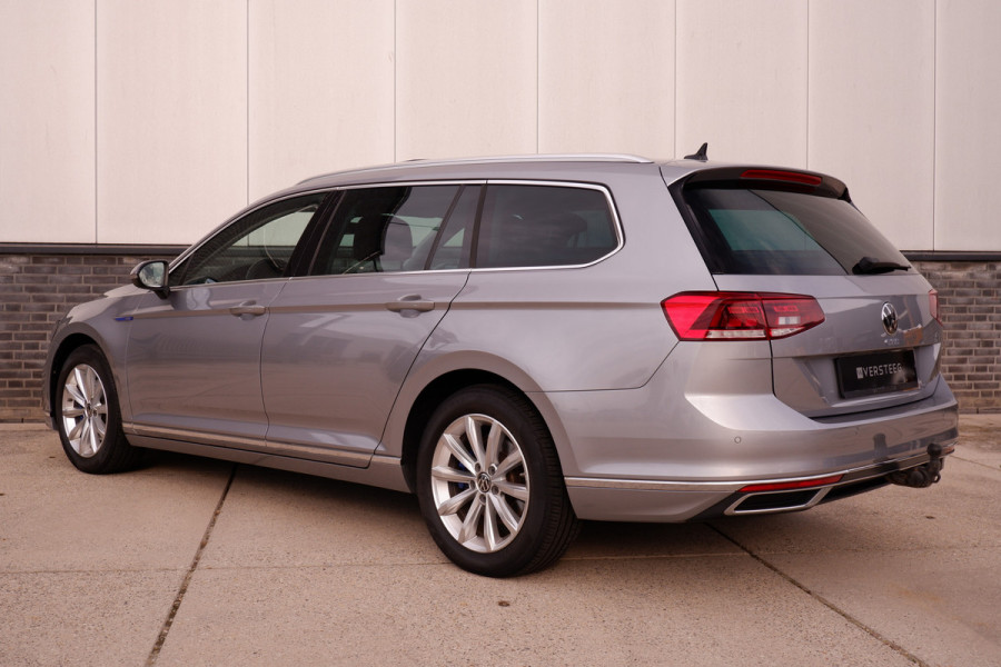 Volkswagen Passat Variant 1.4 TSI PHEV GTE Business | Pano | Elek. Trekhaak | Carplay | LED | Camera | Navi | Alcantara