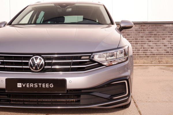 Volkswagen Passat Variant 1.4 TSI PHEV GTE Business | Pano | Elek. Trekhaak | Carplay | LED | Camera | Navi | Alcantara