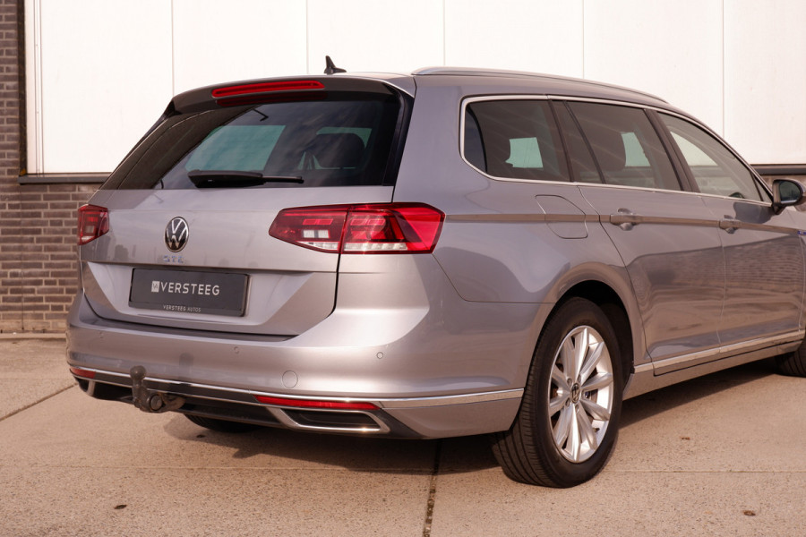 Volkswagen Passat Variant 1.4 TSI PHEV GTE Business | Pano | Elek. Trekhaak | Carplay | LED | Camera | Navi | Alcantara