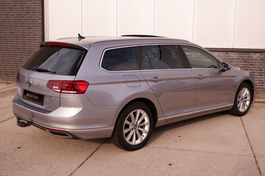 Volkswagen Passat Variant 1.4 TSI PHEV GTE Business | Pano | Elek. Trekhaak | Carplay | LED | Camera | Navi | Alcantara