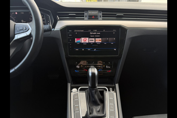Volkswagen Passat Variant 1.4 TSI PHEV GTE Business | Pano | Elek. Trekhaak | Carplay | LED | Camera | Navi | Alcantara