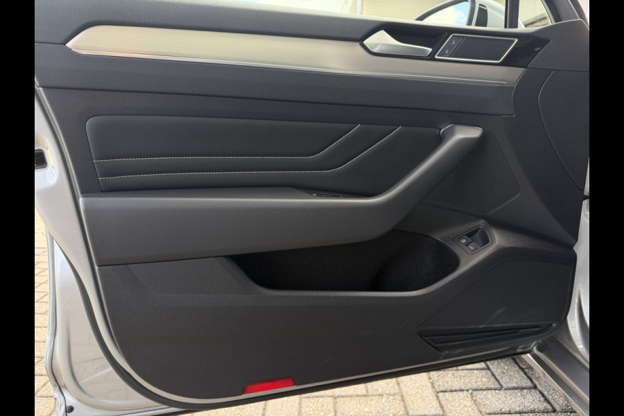 Volkswagen Passat Variant 1.4 TSI PHEV GTE Business | Pano | Elek. Trekhaak | Carplay | LED | Camera | Navi | Alcantara