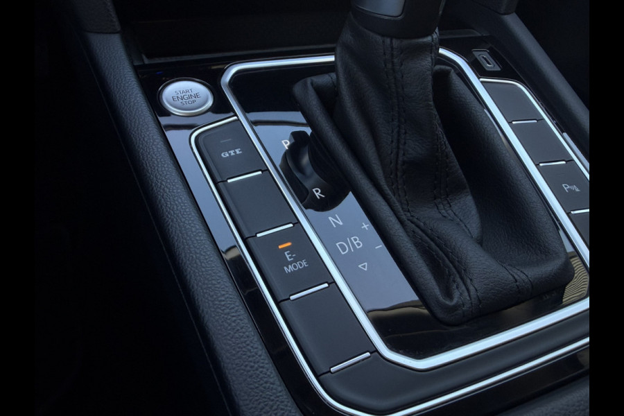 Volkswagen Passat Variant 1.4 TSI PHEV GTE Business | Pano | Elek. Trekhaak | Carplay | LED | Camera | Navi | Alcantara