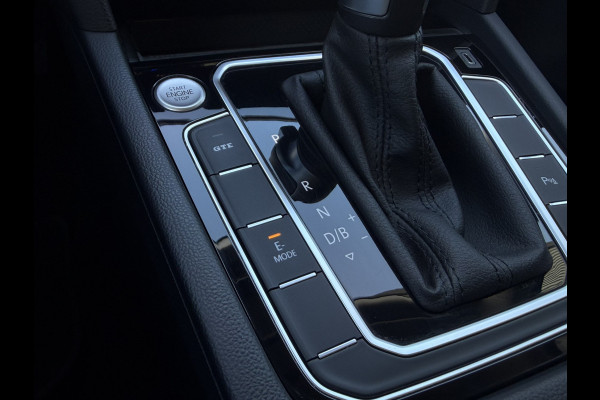 Volkswagen Passat Variant 1.4 TSI PHEV GTE Business | Pano | Elek. Trekhaak | Carplay | LED | Camera | Navi | Alcantara