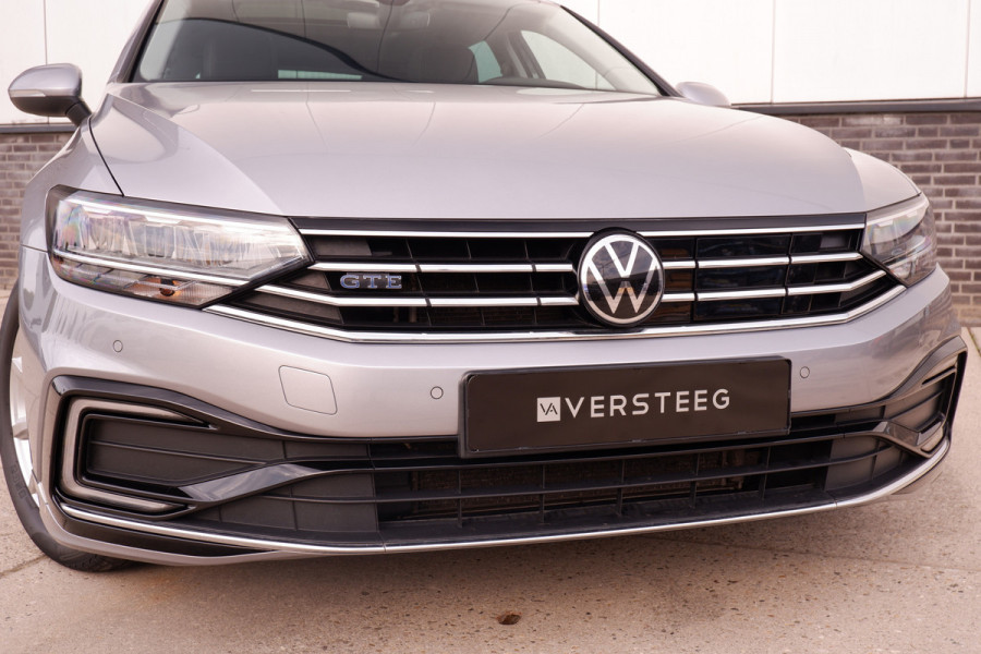 Volkswagen Passat Variant 1.4 TSI PHEV GTE Business | Pano | Elek. Trekhaak | Carplay | LED | Camera | Navi | Alcantara