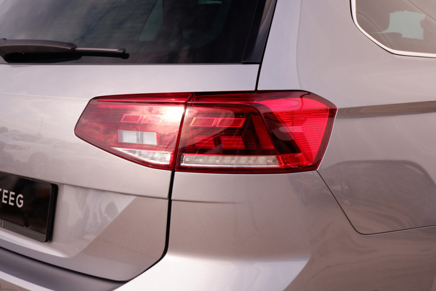 Volkswagen Passat Variant 1.4 TSI PHEV GTE Business | Pano | Elek. Trekhaak | Carplay | LED | Camera | Navi | Alcantara