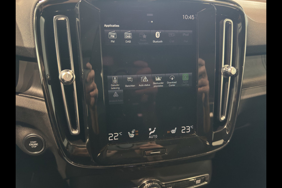 Volvo XC40 T4 Aut. Plug-in Hybrid Plus Bright Panoramadak Parkeercamera 211pk